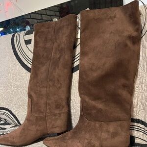 H&M Elegant Brown Suede Heeled Boots